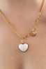 316L Çelik Gold Renk Beyaz Kalp Figür Love İşleme Detay Kadın Kolye - Thumbnail (2)